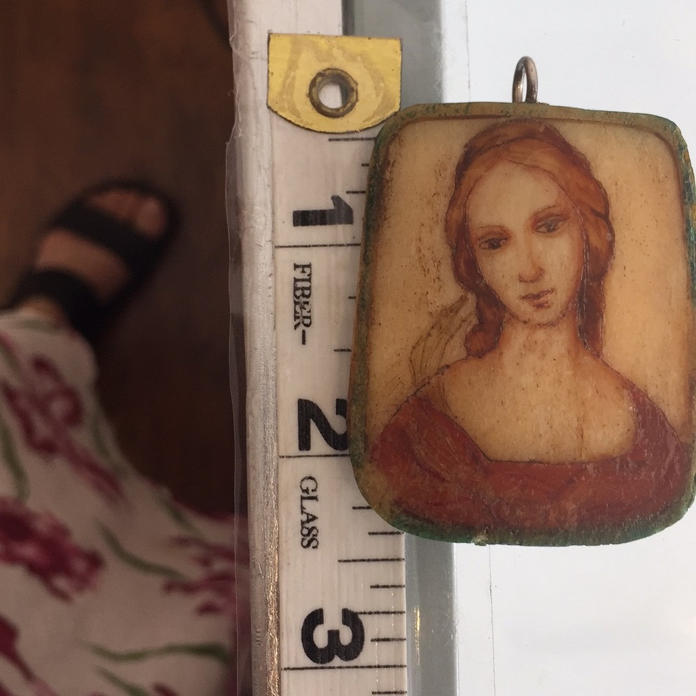 Antique miniature Oil Painting On bone Pendant - Picture 8 of 8
